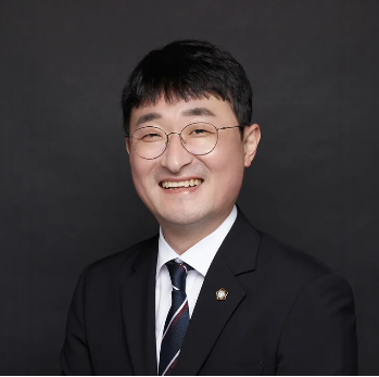 변호사 이미지